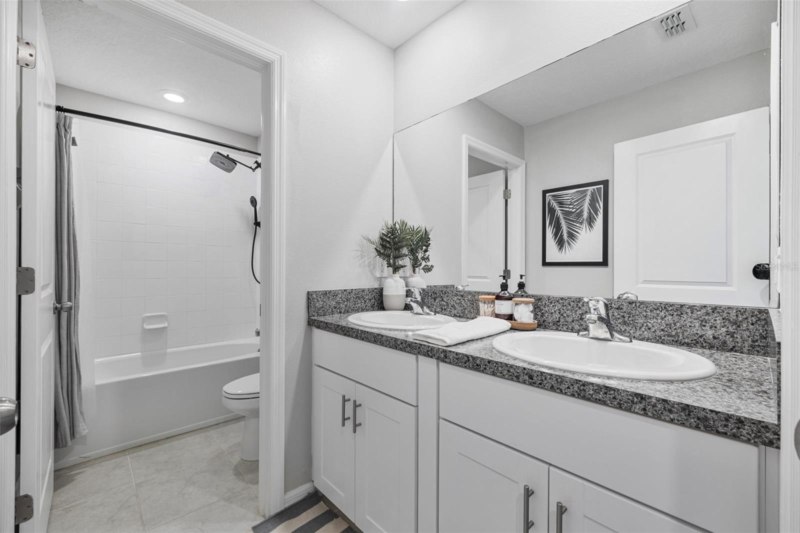 Image 39 of 95 For 4311 Romano Busciglio Street