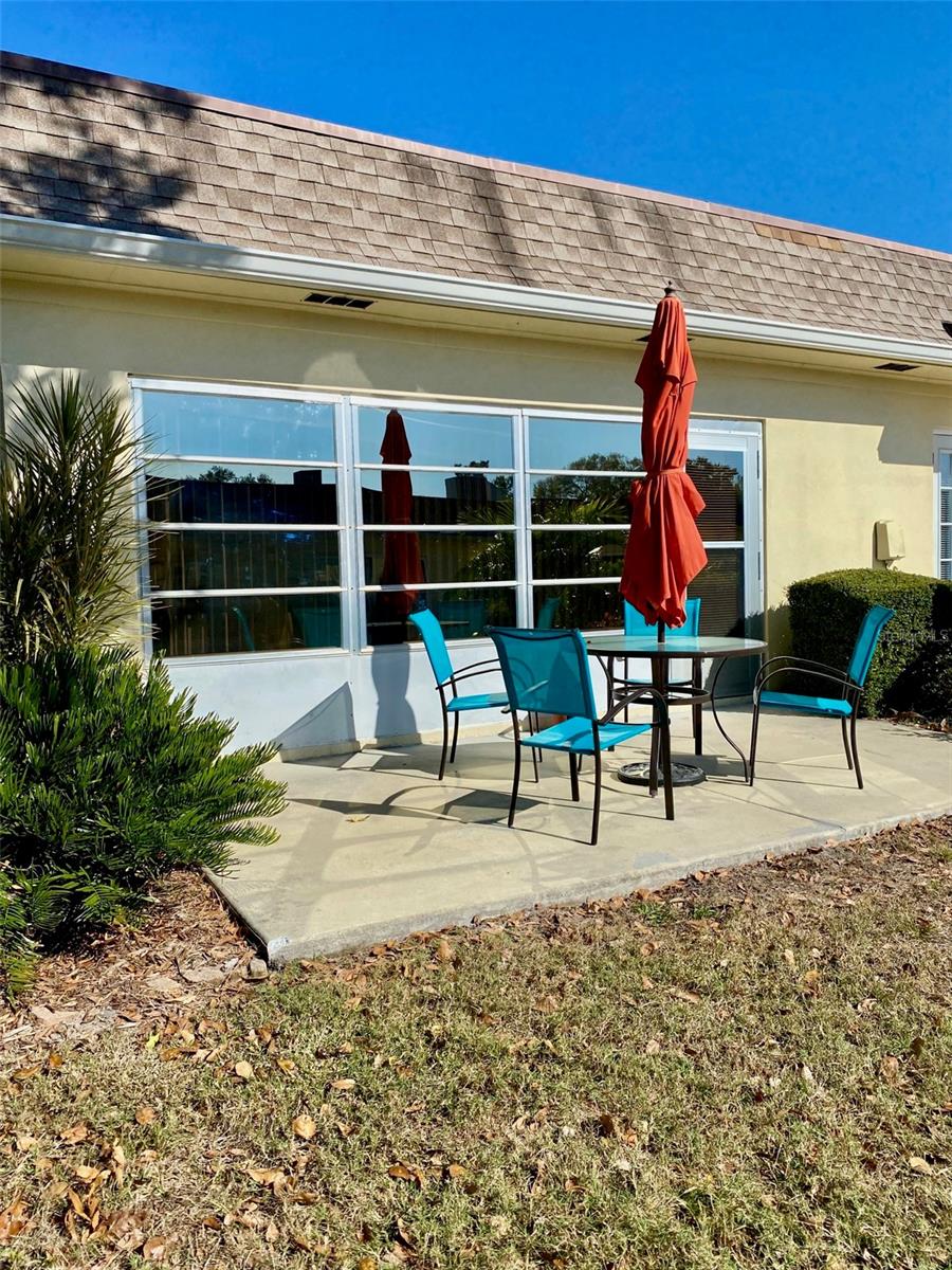 Image 24 of 30 For 1662 Lake Avenue 6