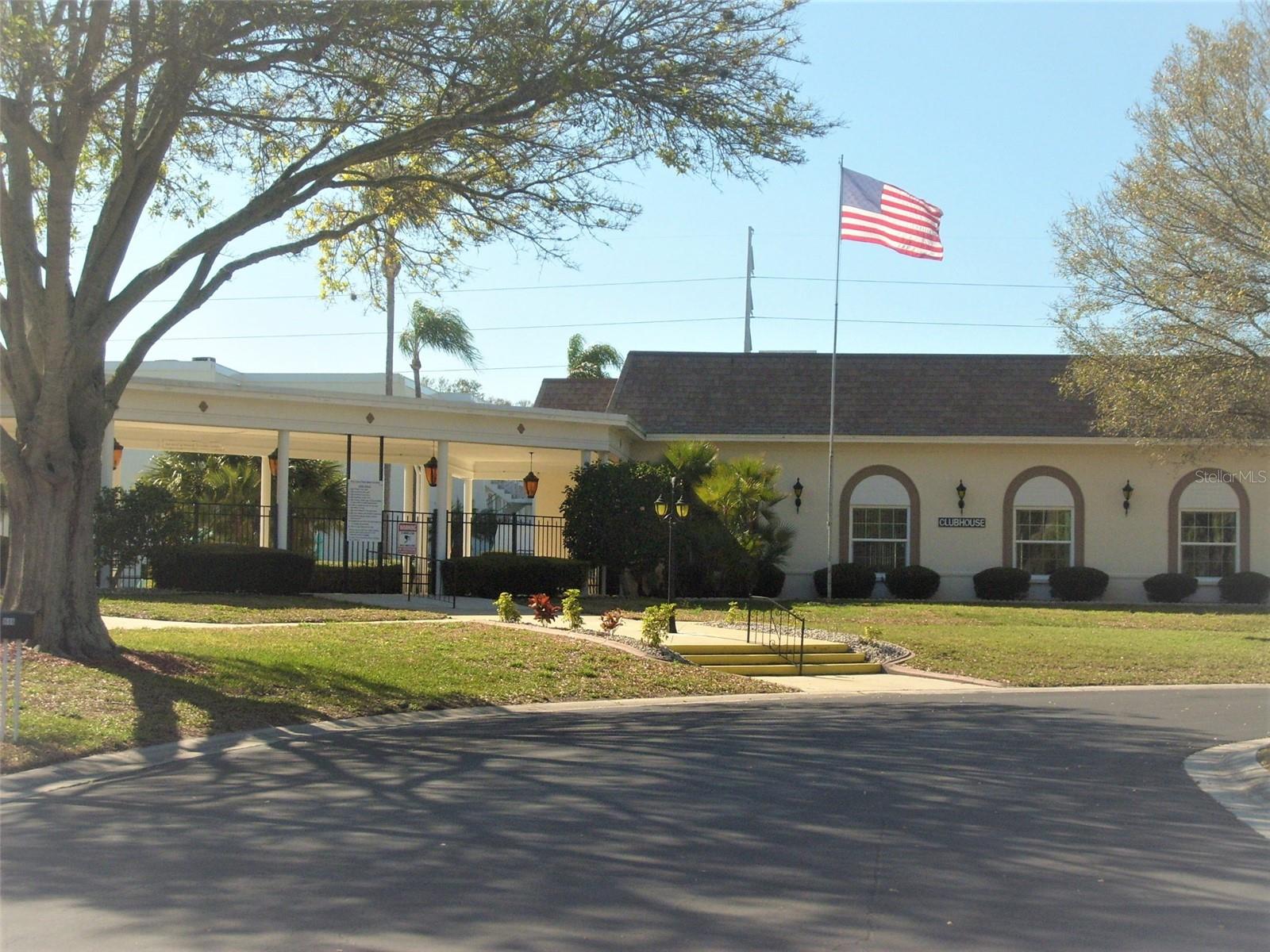 Image 27 of 30 For 1662 Lake Avenue 6