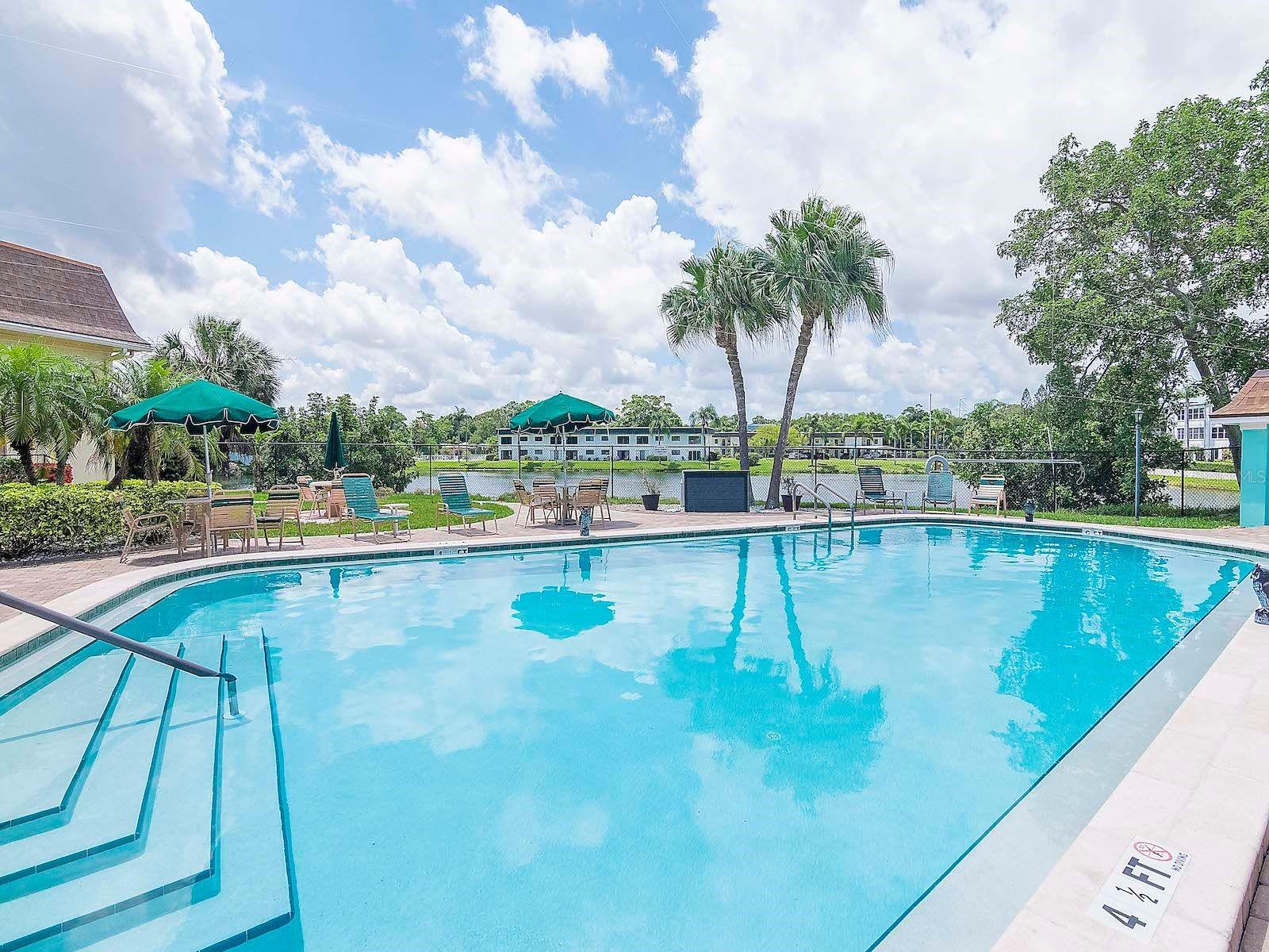 Image 3 of 30 For 1662 Lake Avenue 6