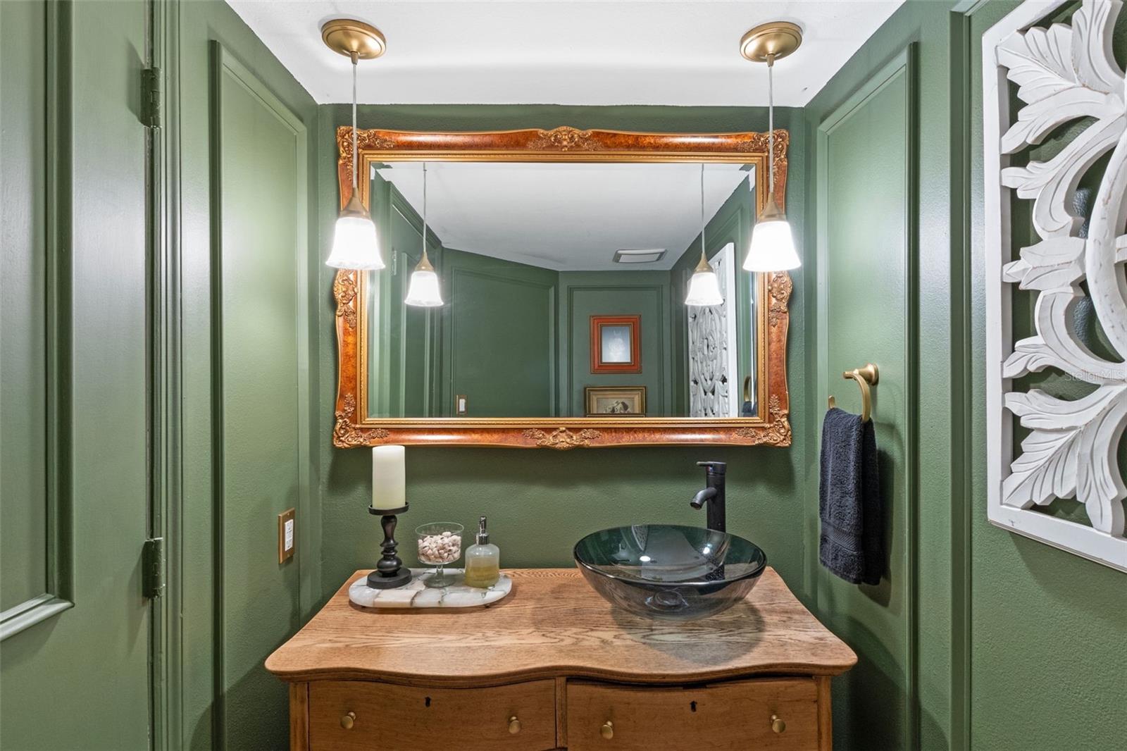 Image 23 of 51 For 2599 Dolly Bay Drive 302