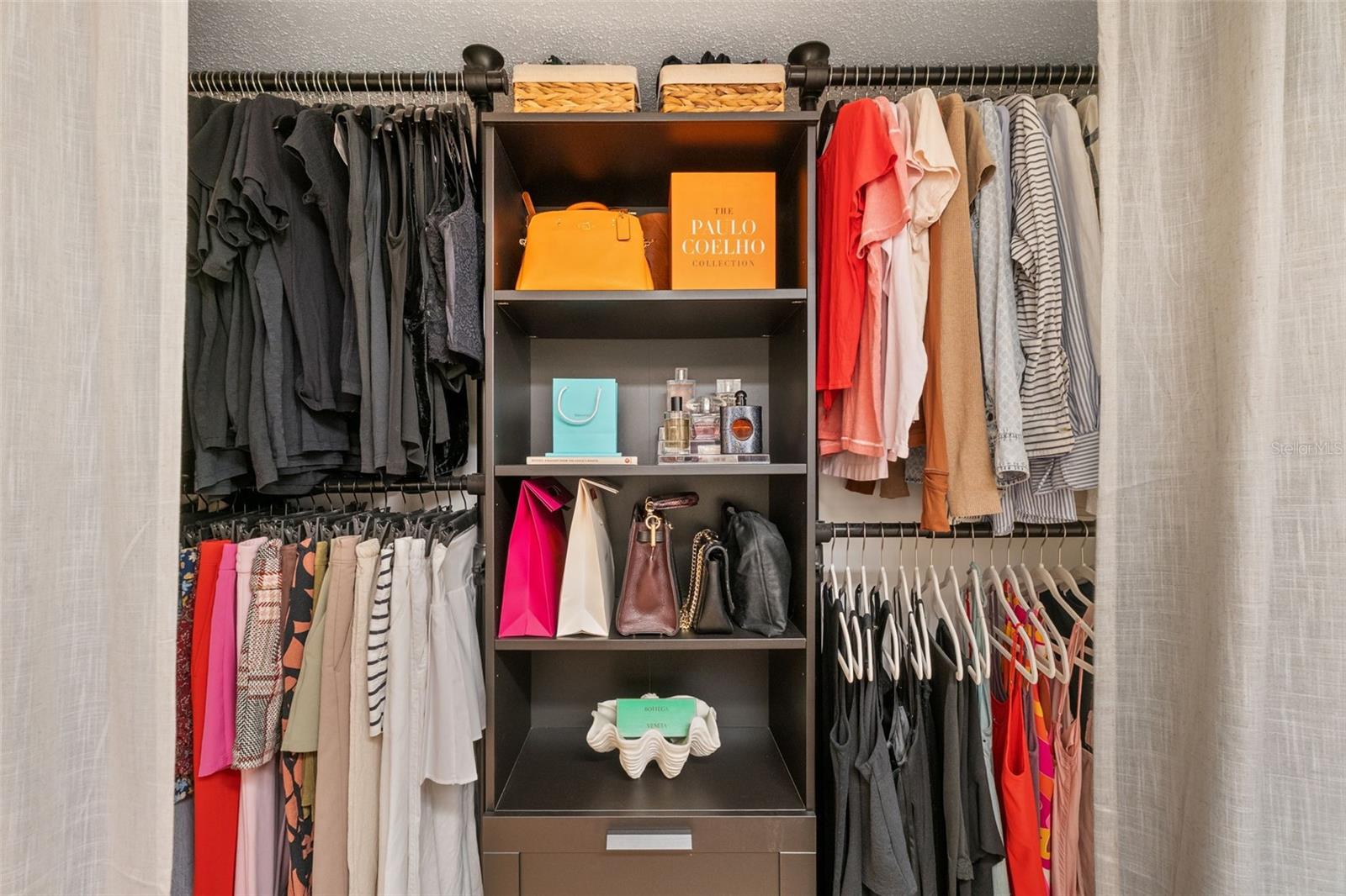 Image 35 of 51 For 2599 Dolly Bay Drive 302