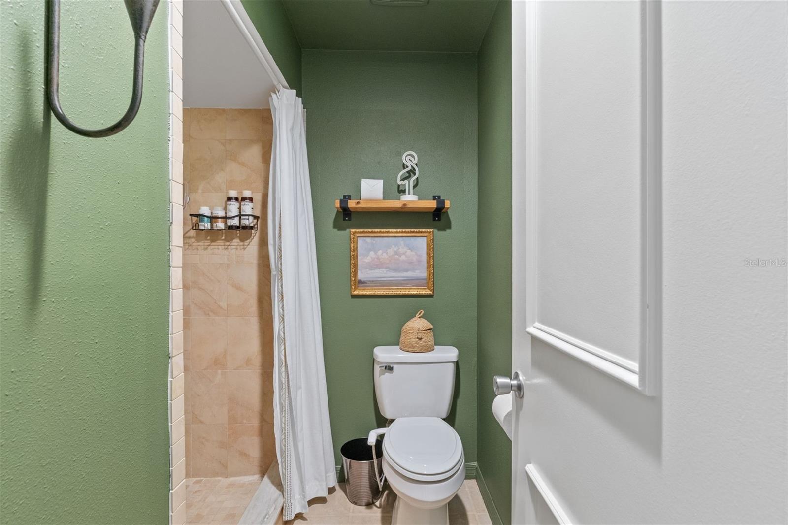 Image 40 of 51 For 2599 Dolly Bay Drive 302