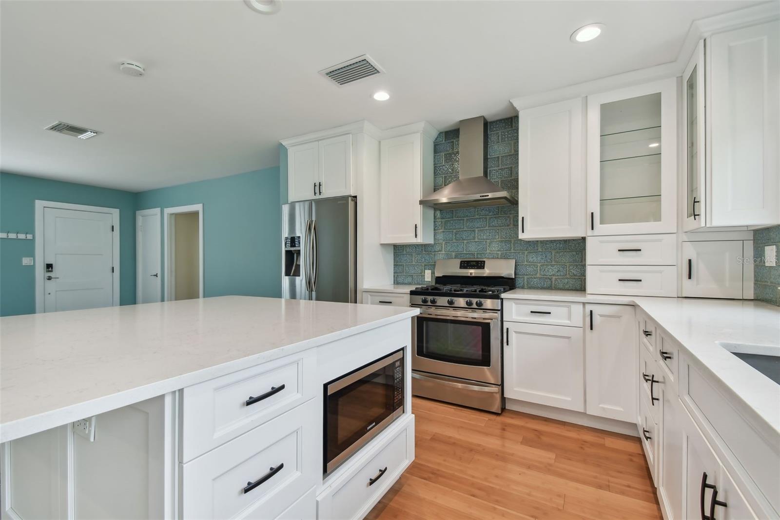 Image 15 of 51 For 340 Mehlenbacher Road