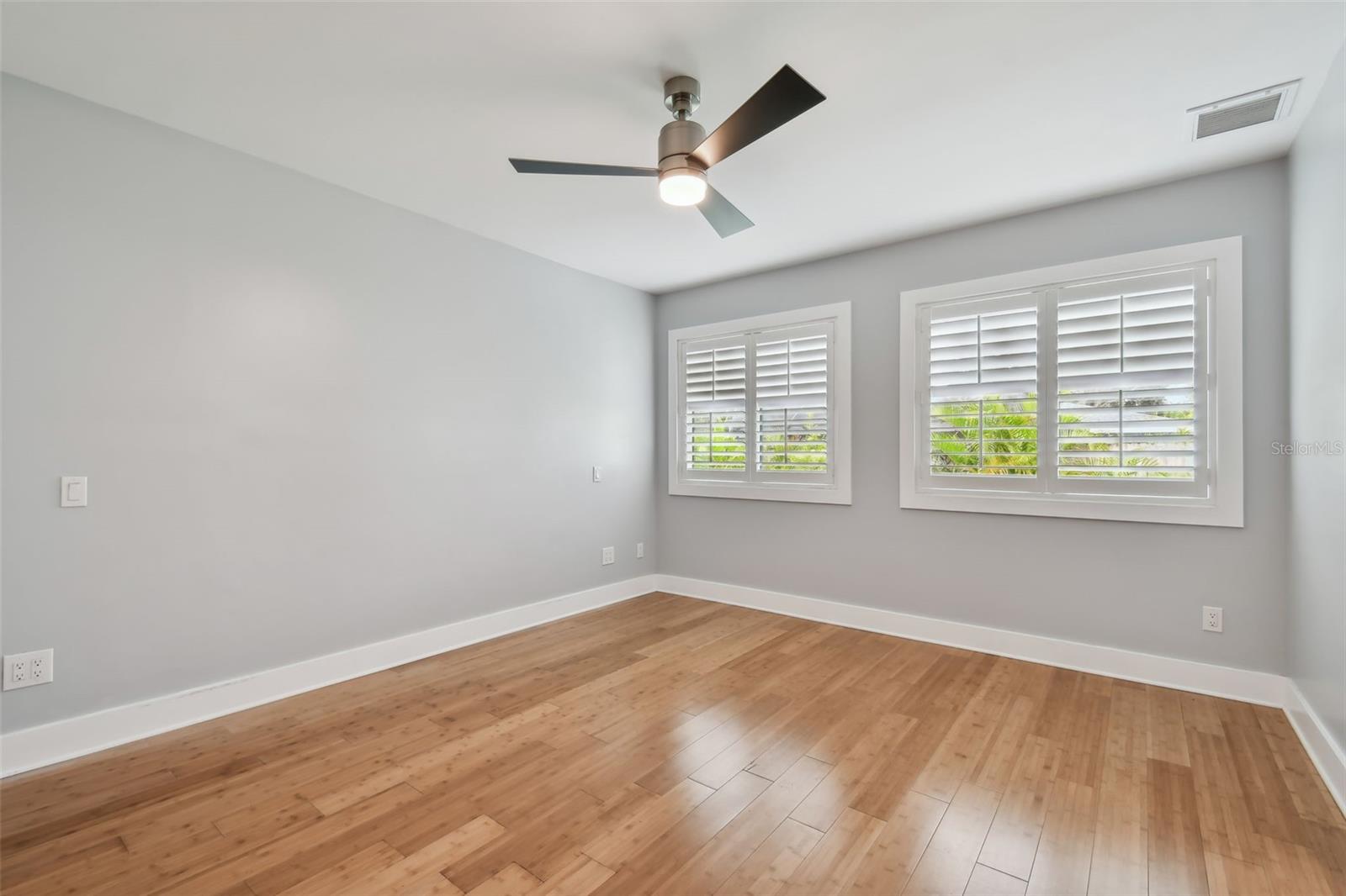 Image 20 of 51 For 340 Mehlenbacher Road