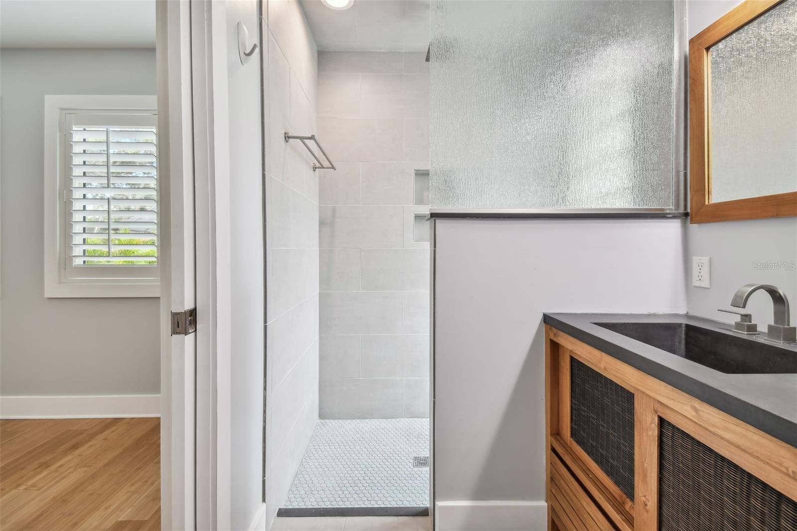 Image 26 of 51 For 340 Mehlenbacher Road