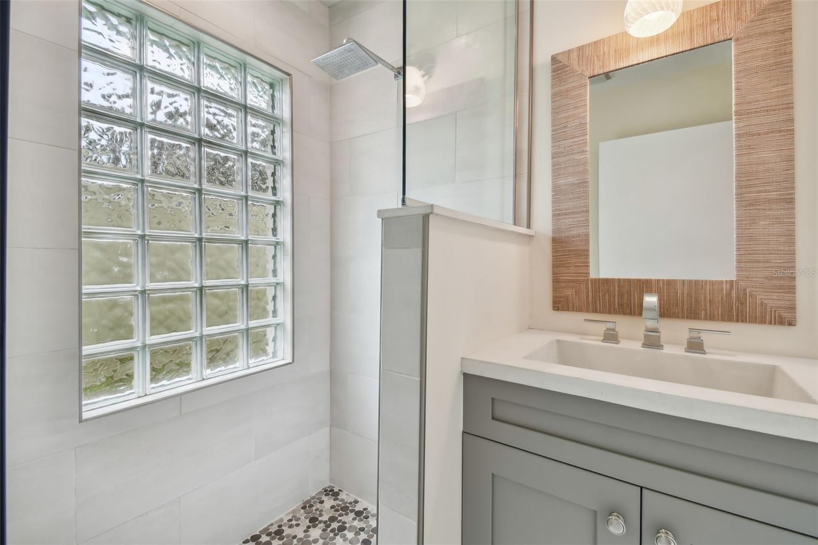 Image 38 of 51 For 340 Mehlenbacher Road