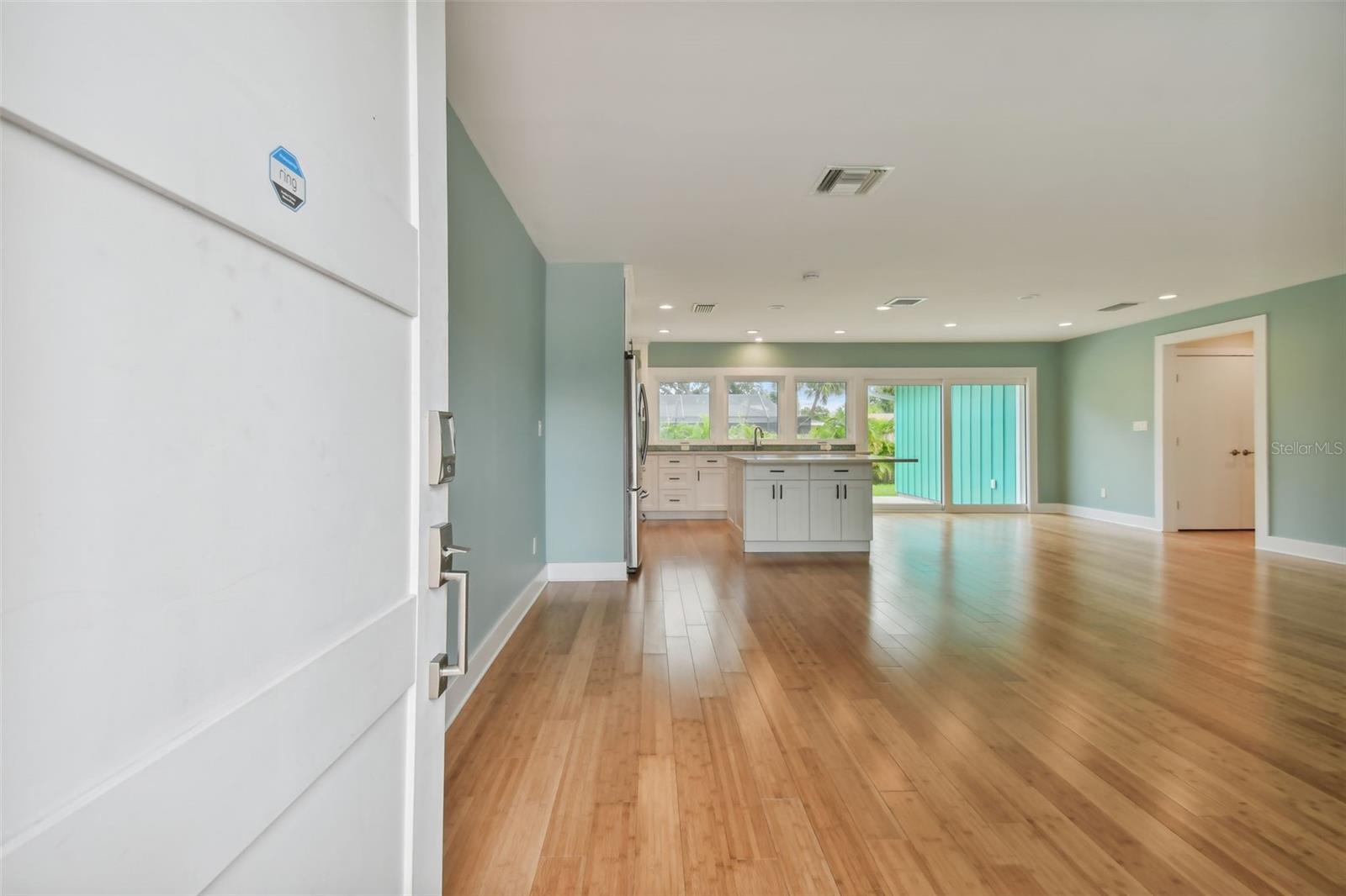 Image 7 of 51 For 340 Mehlenbacher Road