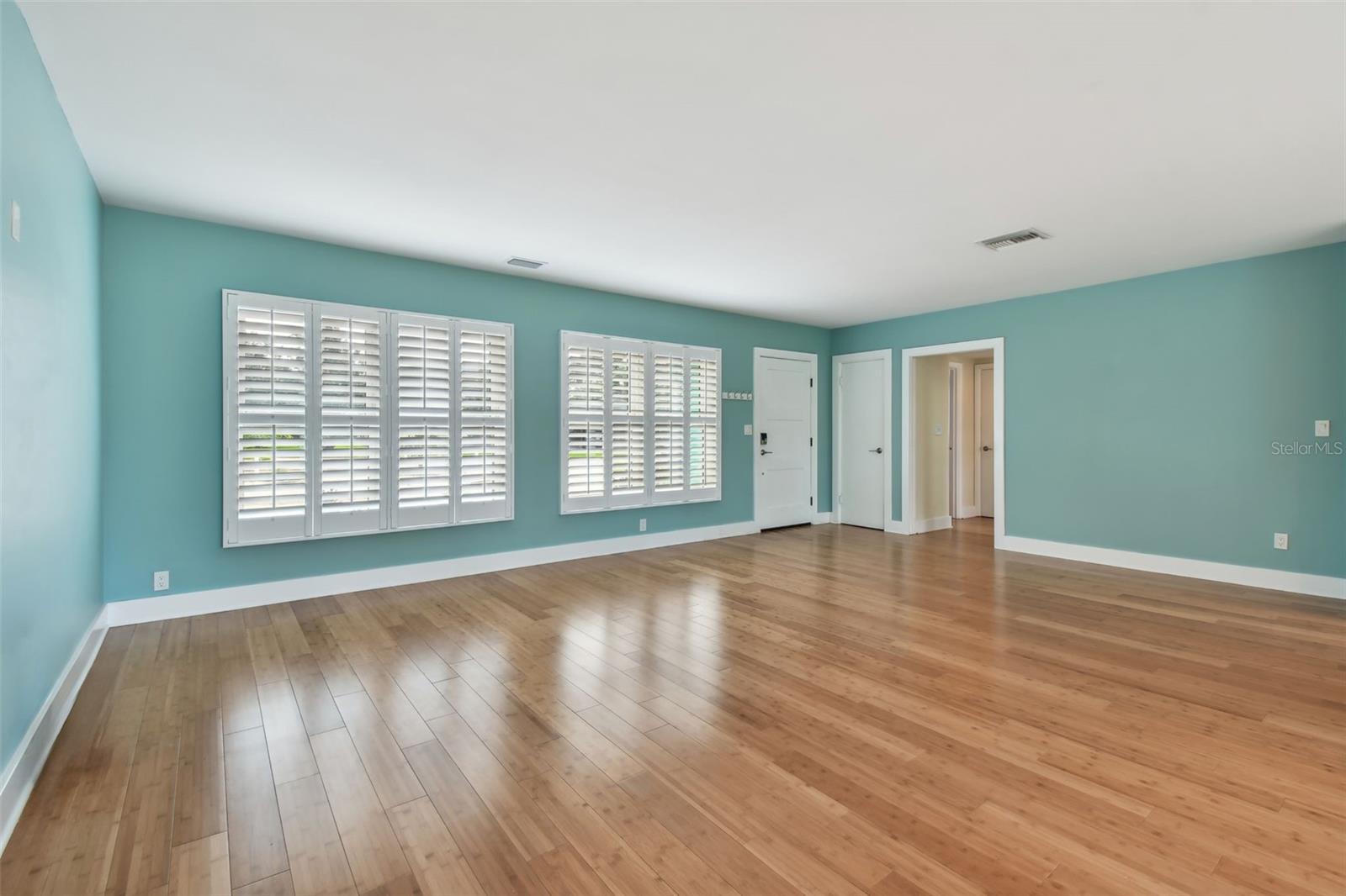 Image 9 of 51 For 340 Mehlenbacher Road