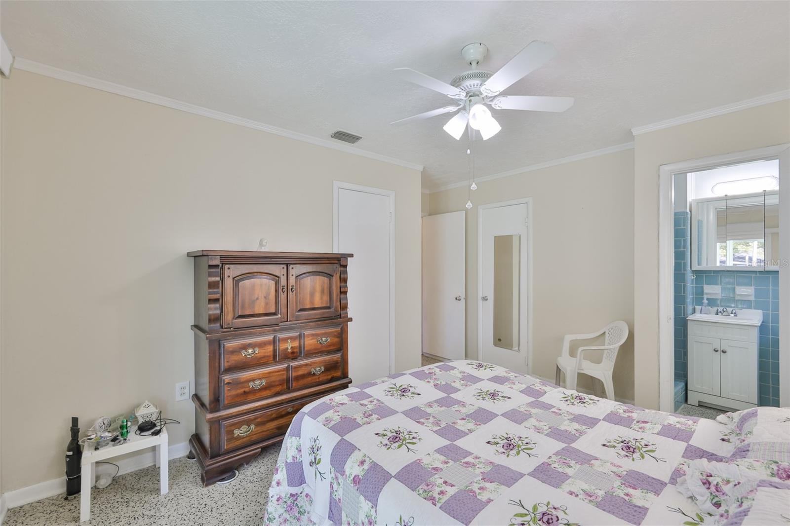 Image 10 of 41 For 5105 Saint Charles Place