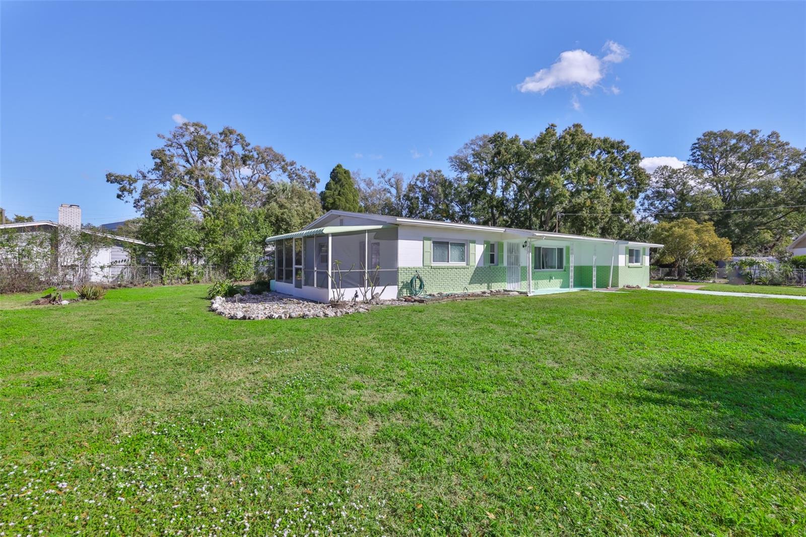 Image 2 of 41 For 5105 Saint Charles Place