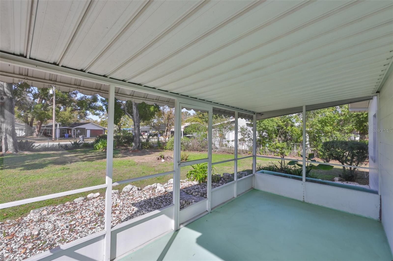 Image 31 of 41 For 5105 Saint Charles Place