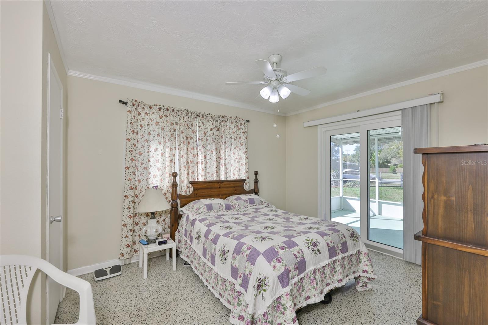 Image 8 of 41 For 5105 Saint Charles Place