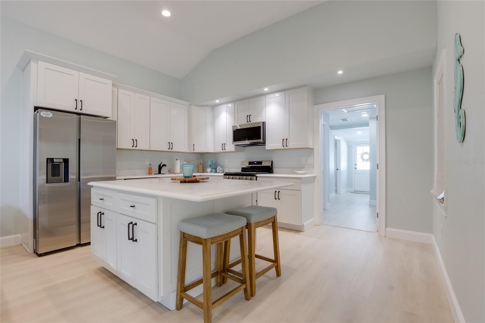 Image 16 of 51 For 448 Locklie Street