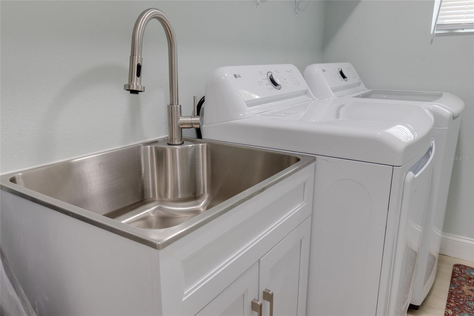 Image 29 of 51 For 448 Locklie Street