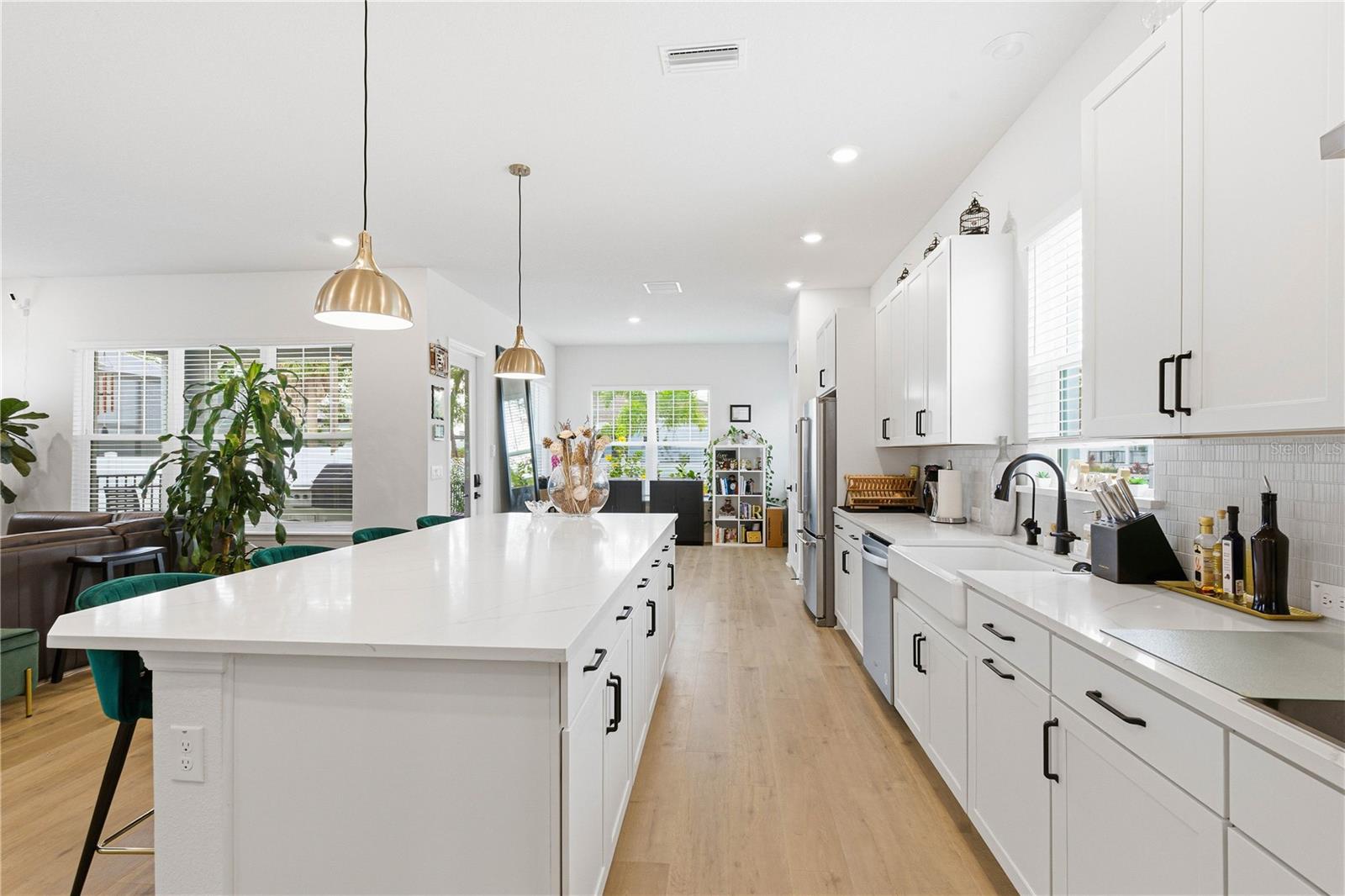 Image 19 of 73 For 1936 Nassau Street