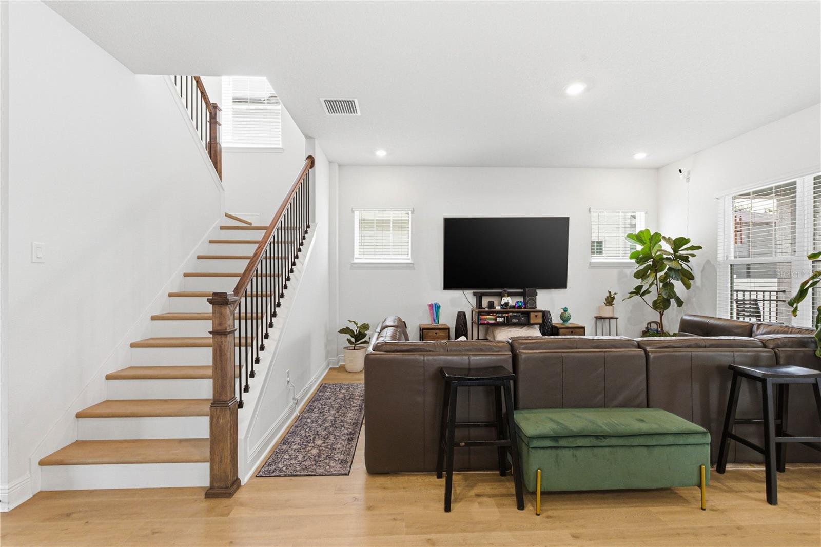 Image 20 of 73 For 1936 Nassau Street