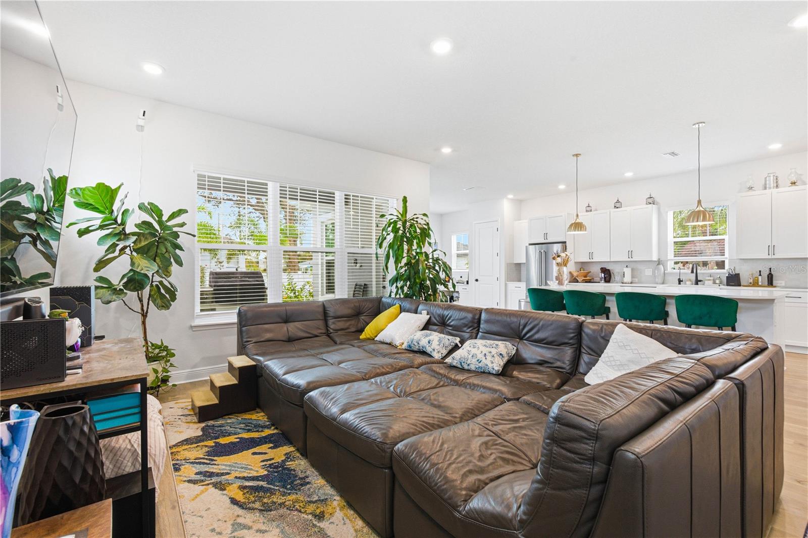 Image 23 of 73 For 1936 Nassau Street