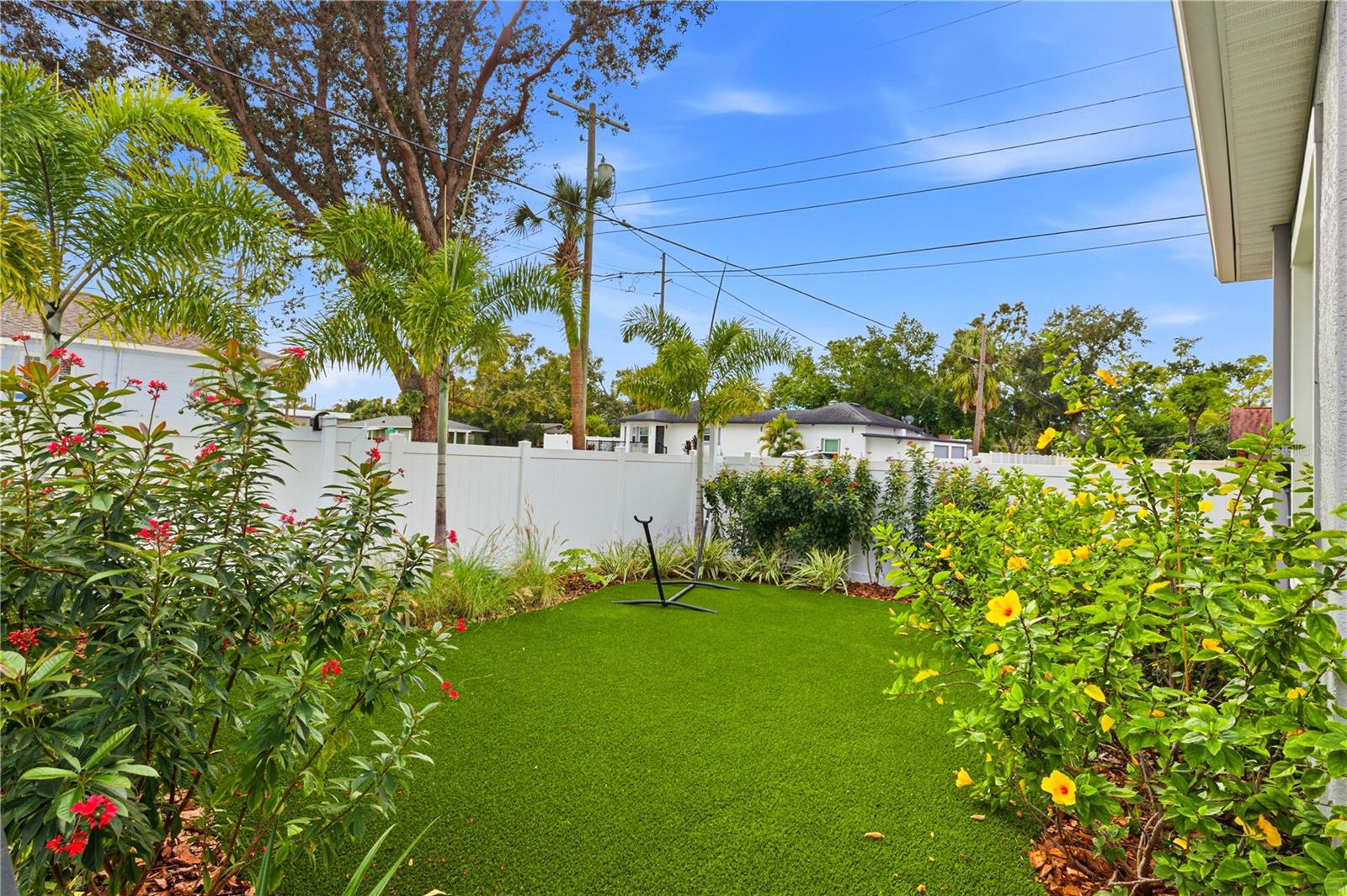 Image 29 of 73 For 1936 Nassau Street