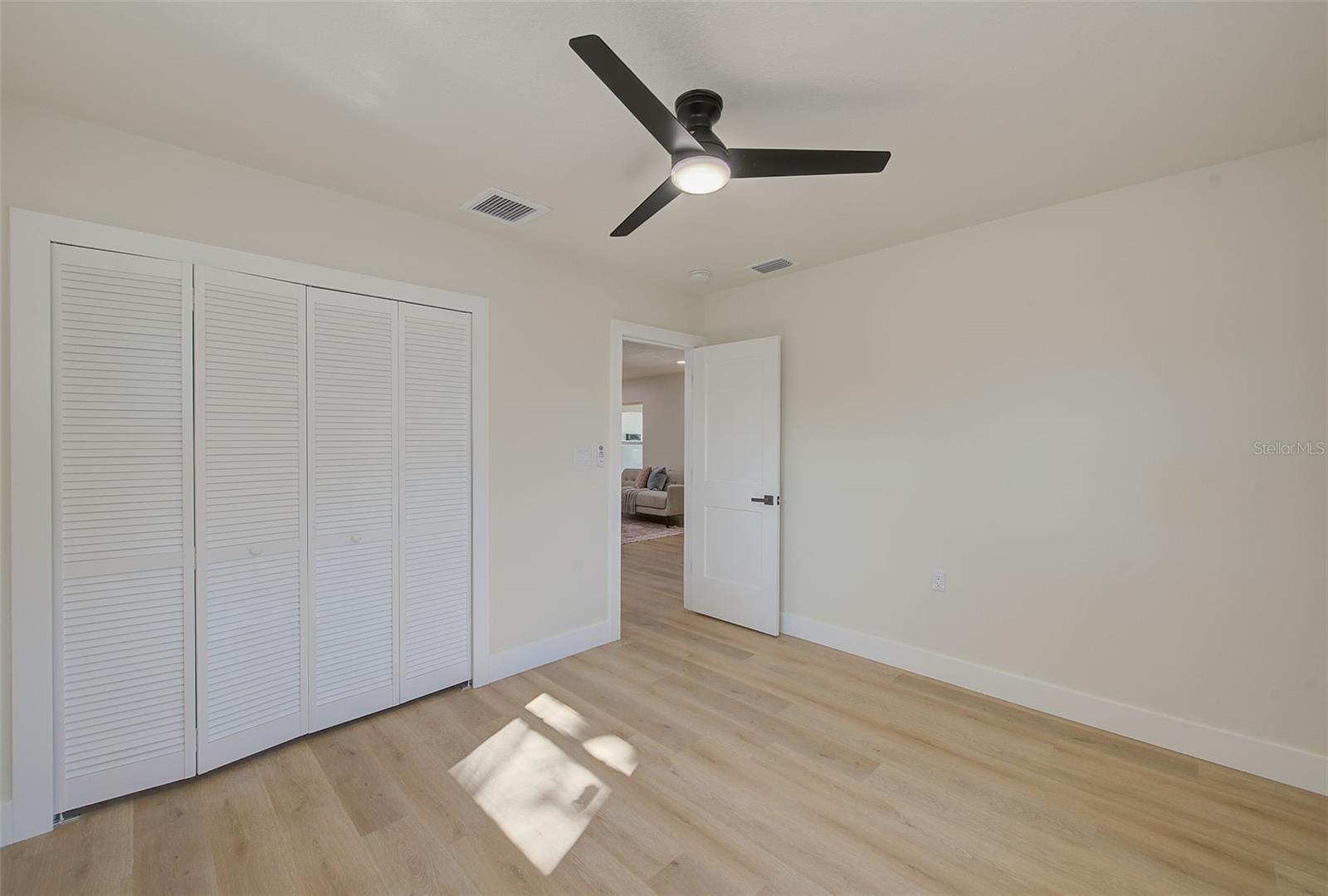 Image 20 of 30 For 2056 62nd Terrace S