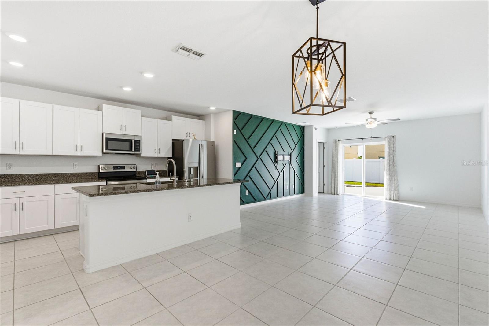 Image 8 of 45 For 6451 Beverly Hills Drive