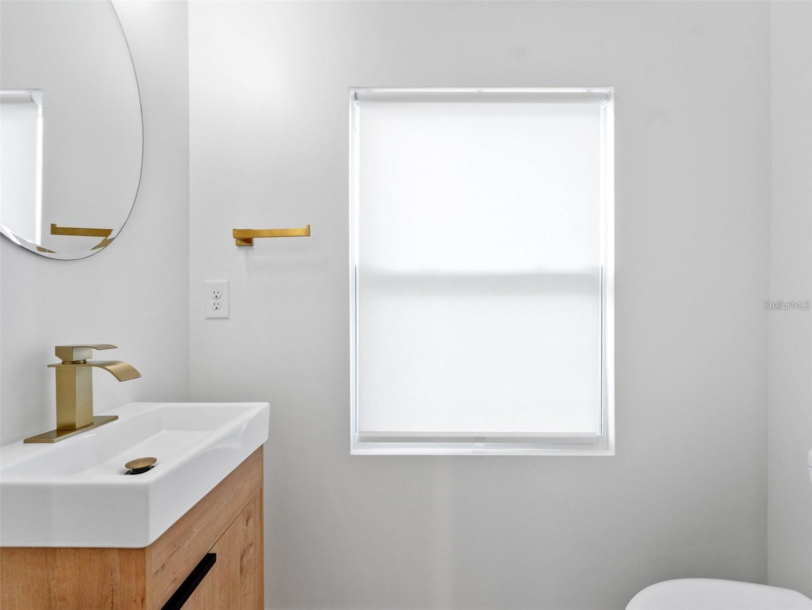 Image 17 of 42 For 102 Adalee 4