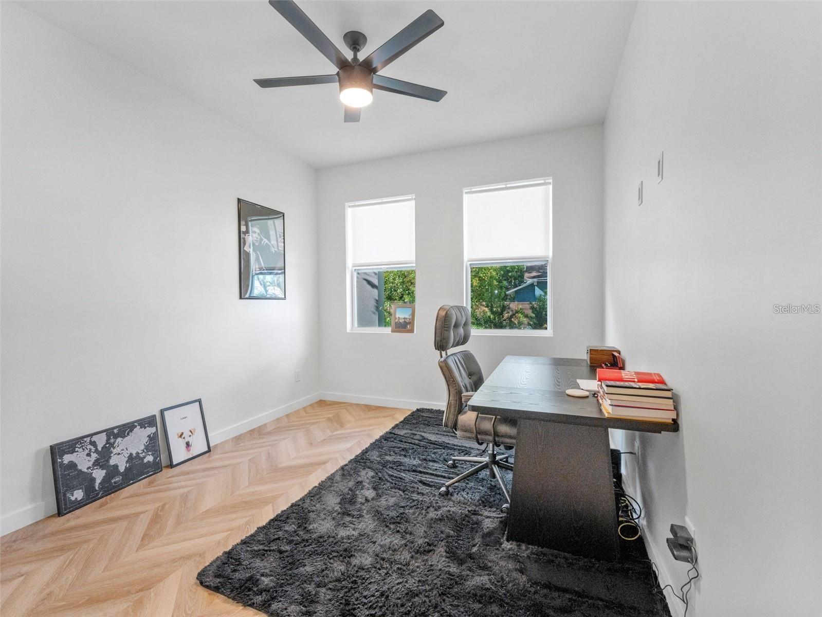 Image 33 of 42 For 102 Adalee 4