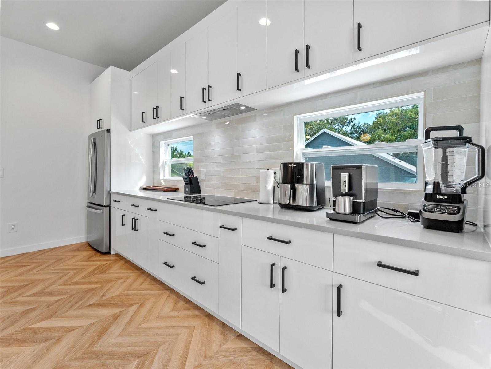 Image 9 of 42 For 102 Adalee 4