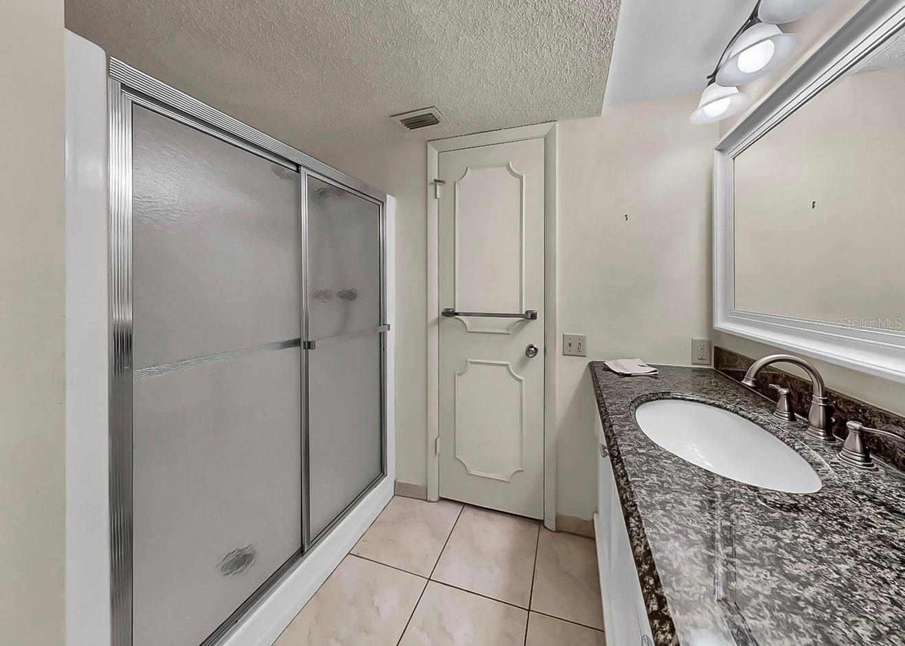 Image 22 of 34 For 1655 Highland Avenue J194