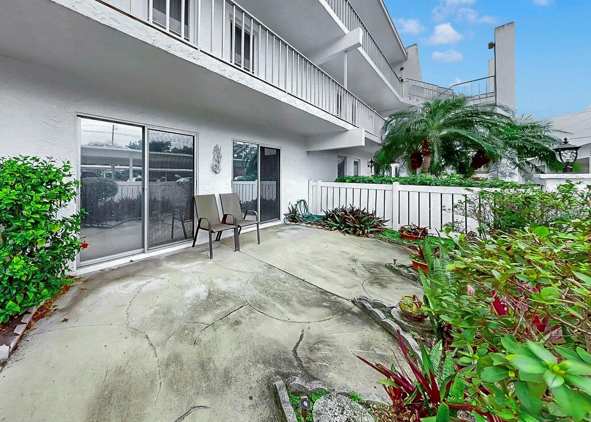 Image 26 of 34 For 1655 Highland Avenue J194