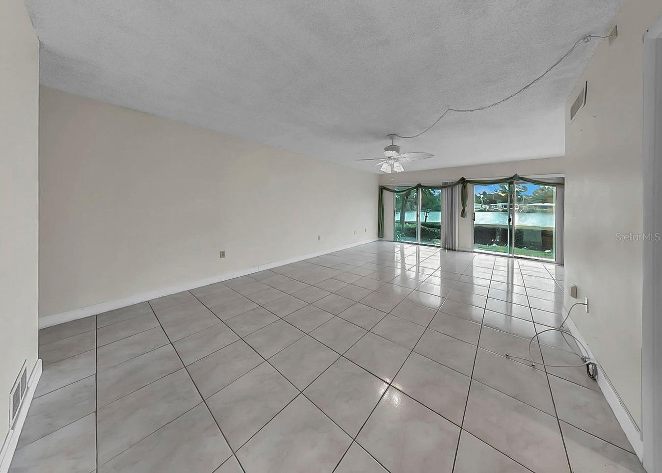 Image 4 of 34 For 1655 Highland Avenue J194