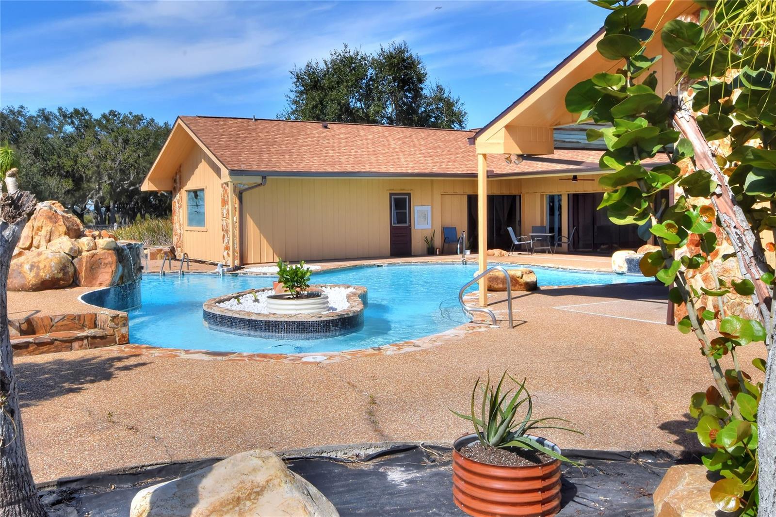 Image 59 of 98 For 6018 County Road 661a