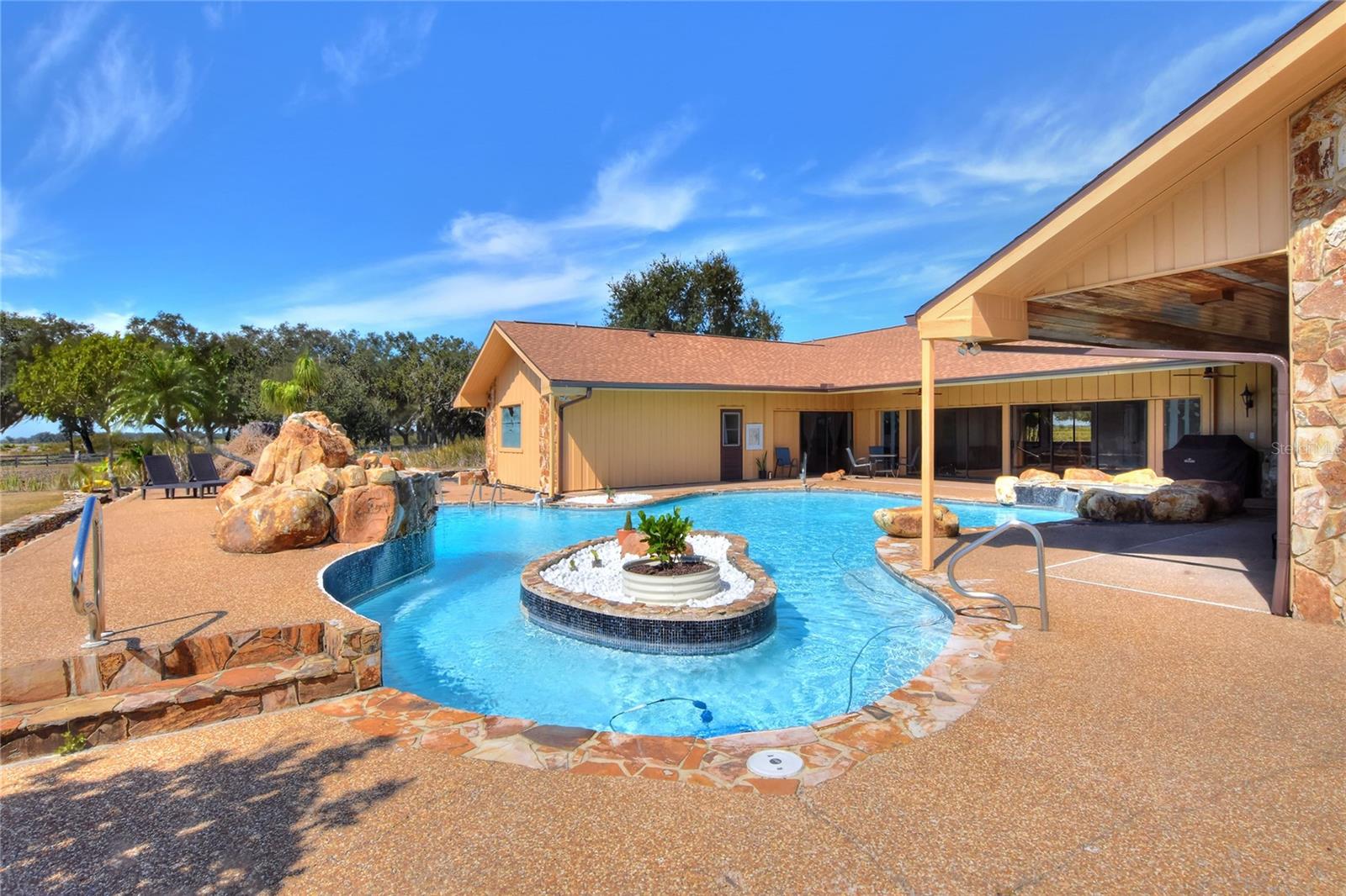 Image 60 of 98 For 6018 County Road 661a