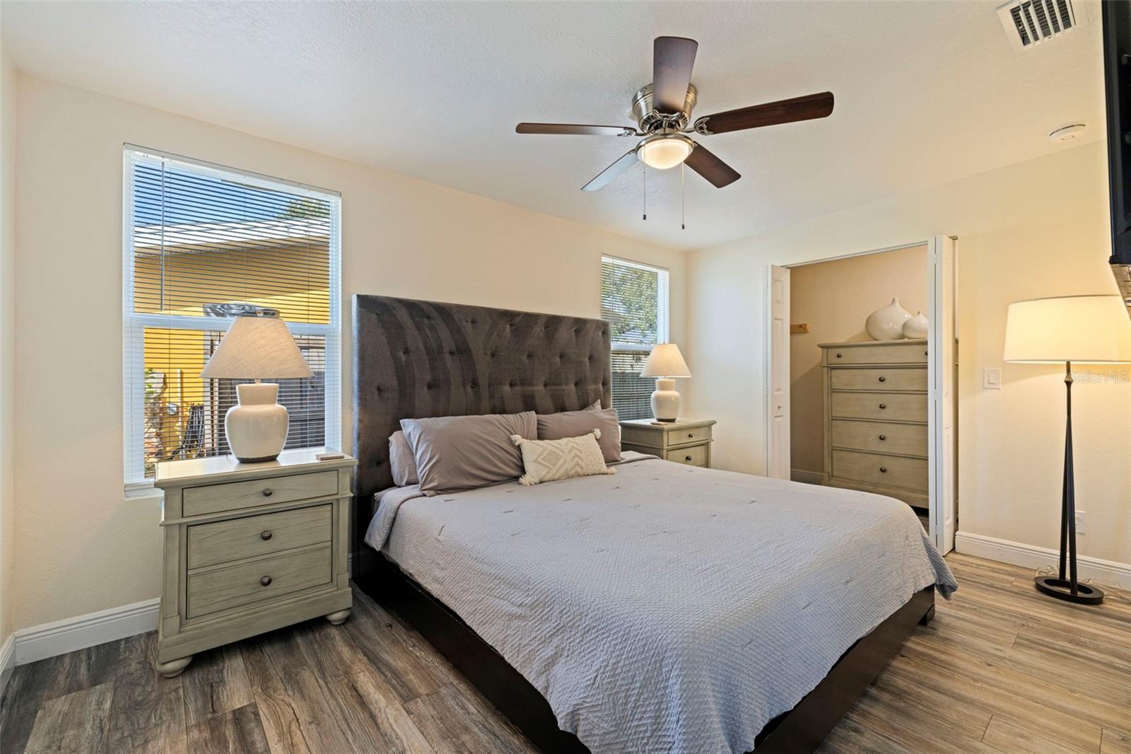 Image 13 of 37 For 8011 26th Avenue N