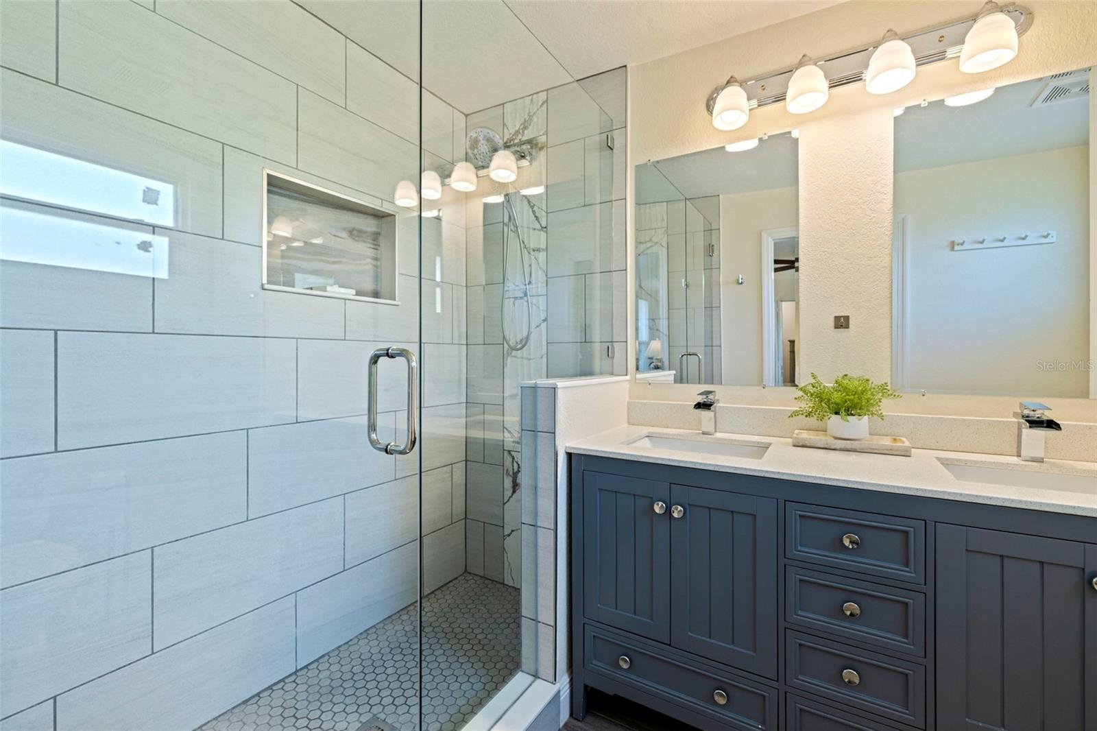 Image 16 of 37 For 8011 26th Avenue N