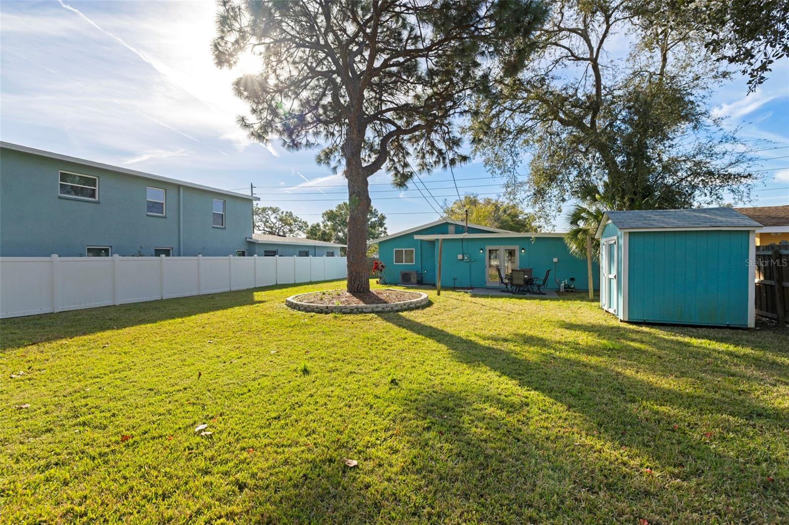 Image 25 of 37 For 8011 26th Avenue N