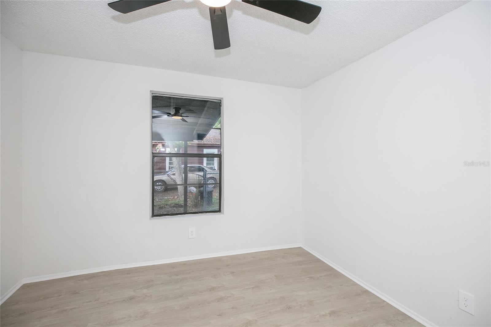 Image 11 of 29 For 1041 Anderson Avenue