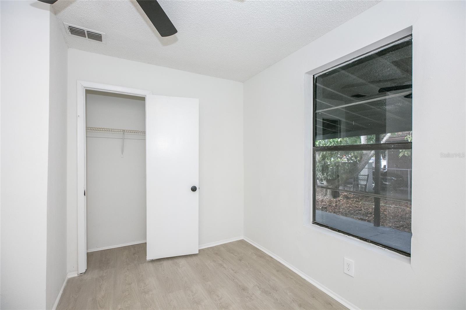 Image 16 of 29 For 1041 Anderson Avenue