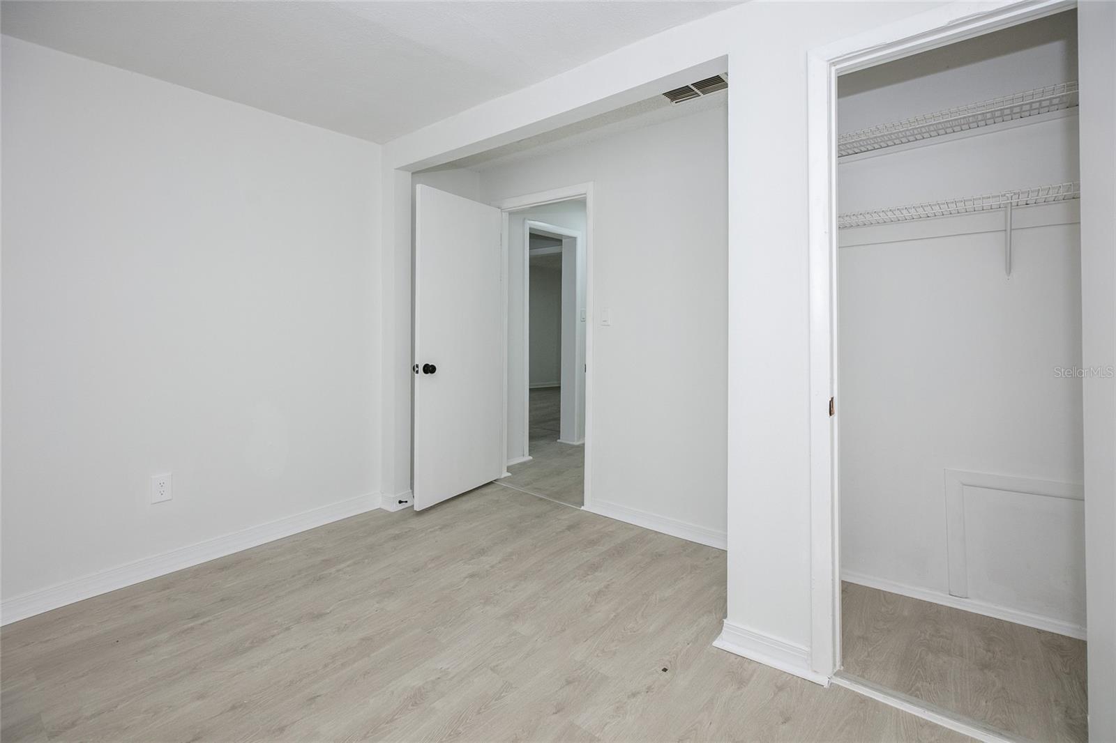 Image 22 of 29 For 1041 Anderson Avenue