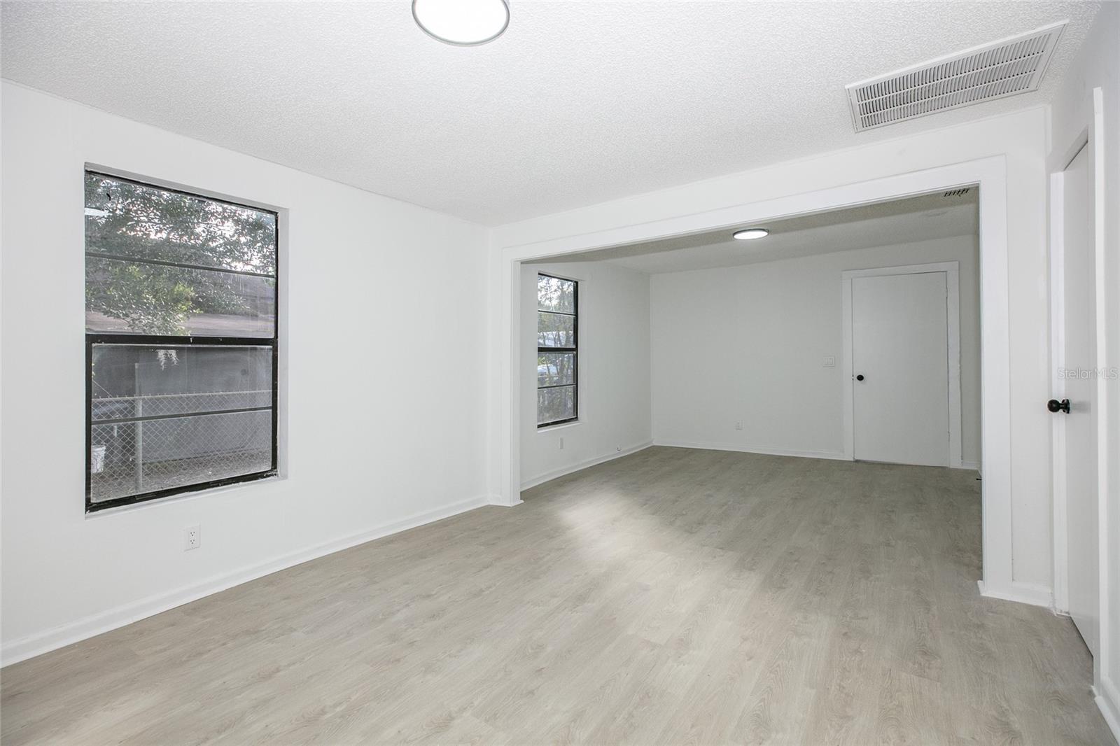 Image 8 of 29 For 1041 Anderson Avenue