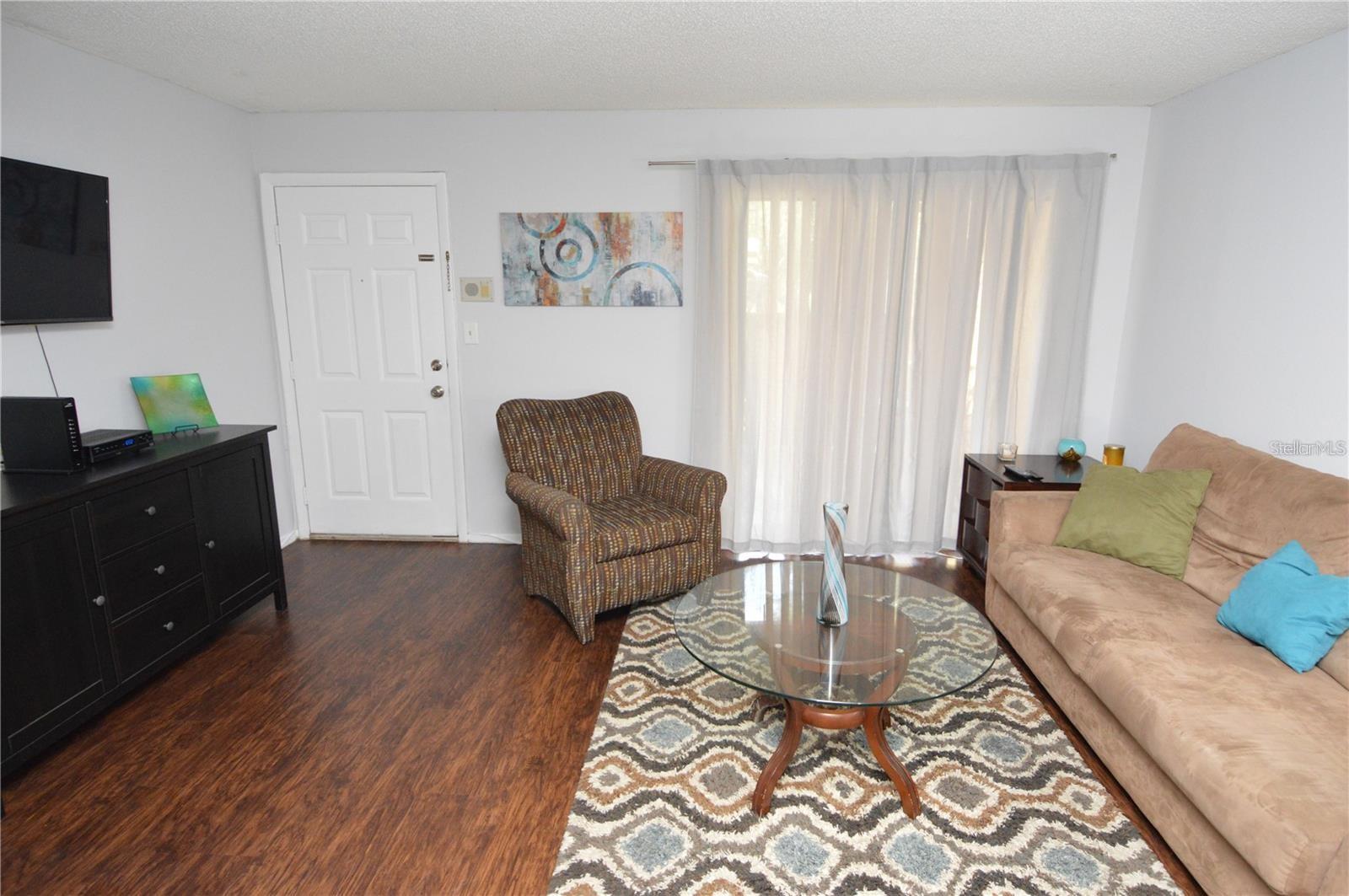 Image 14 of 100 For 8718 Mallard Reserve Drive 104