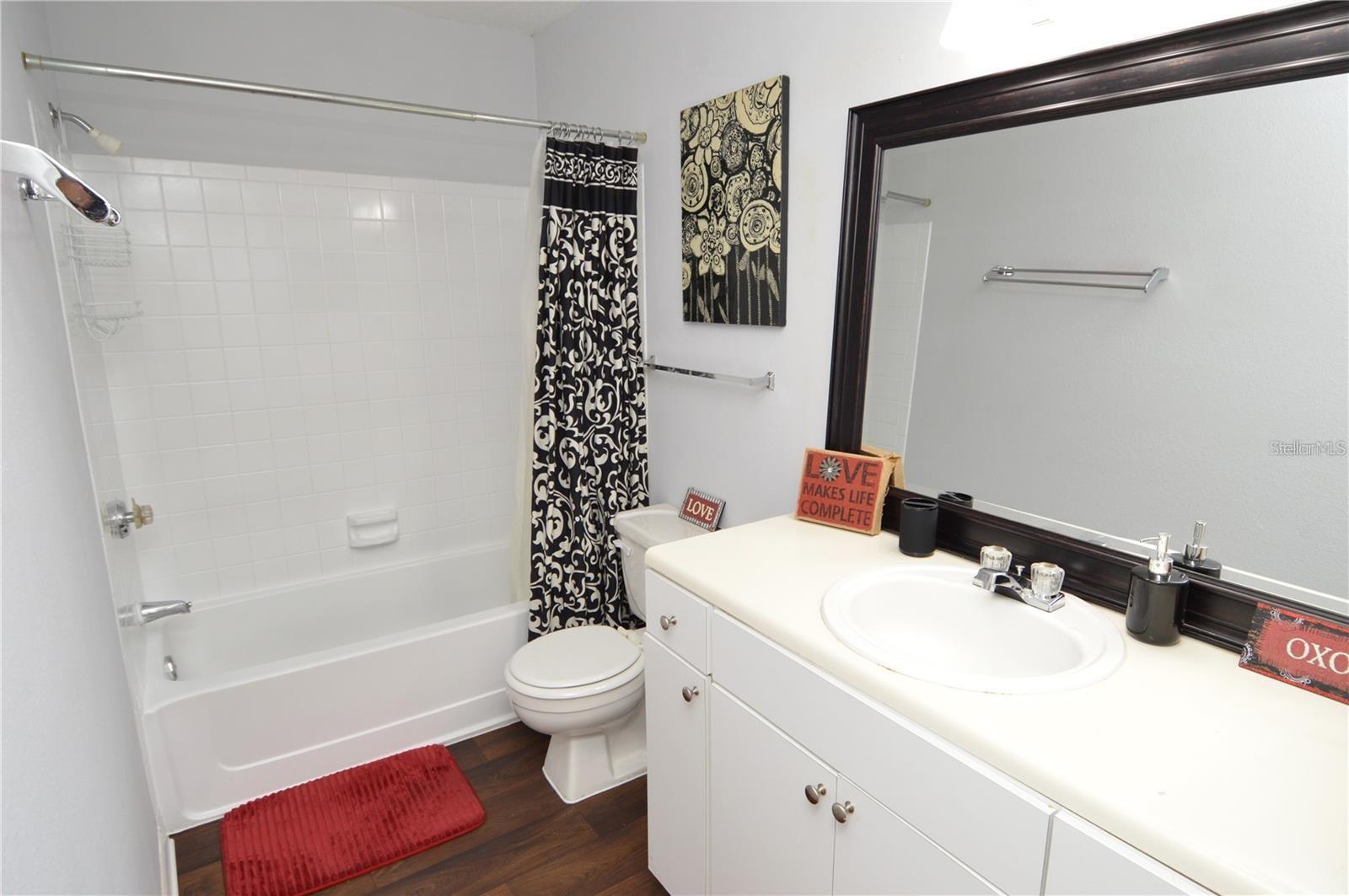 Image 21 of 100 For 8718 Mallard Reserve Drive 104