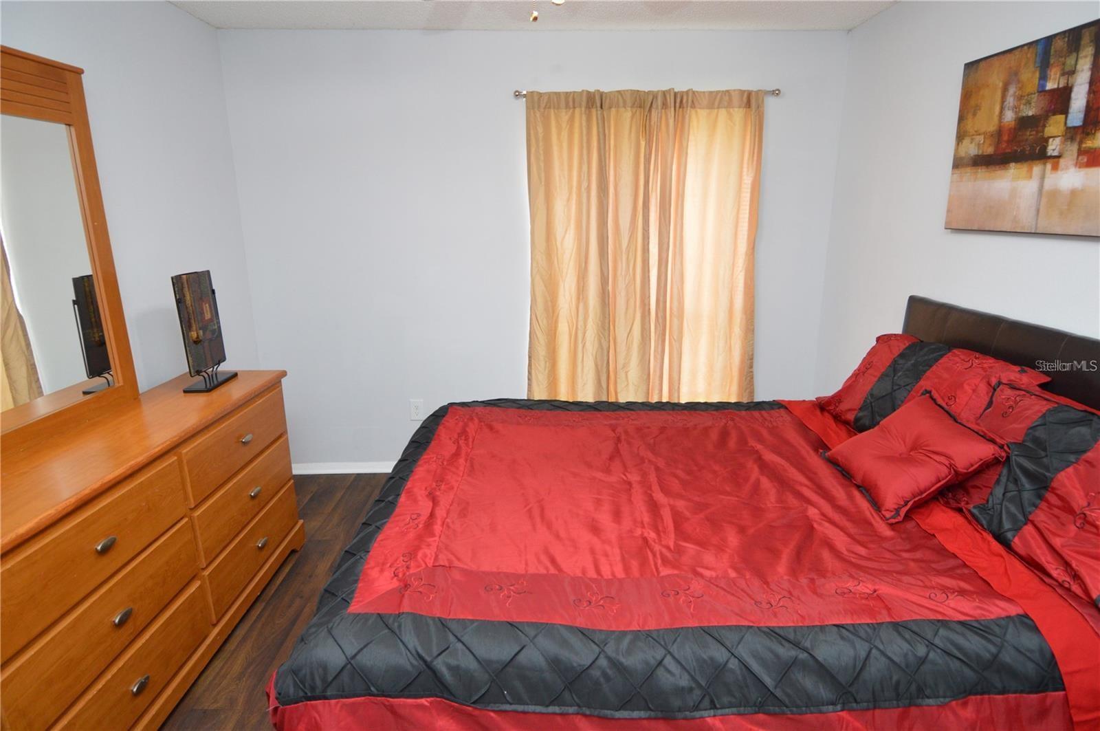 Image 26 of 100 For 8718 Mallard Reserve Drive 104