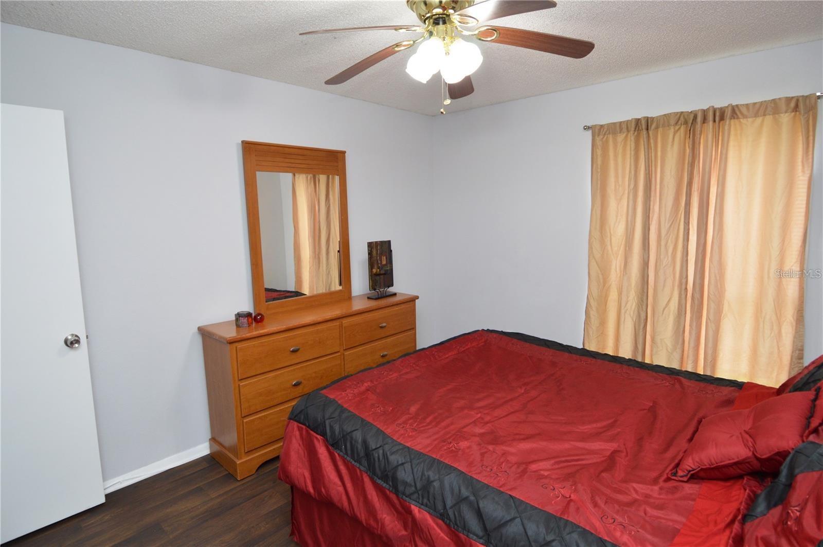 Image 27 of 100 For 8718 Mallard Reserve Drive 104