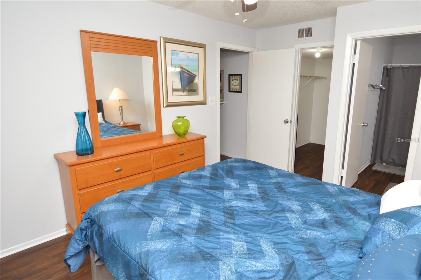 Image 38 of 100 For 8718 Mallard Reserve Drive 104