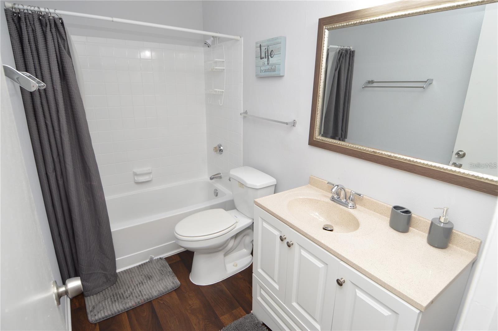 Image 40 of 100 For 8718 Mallard Reserve Drive 104