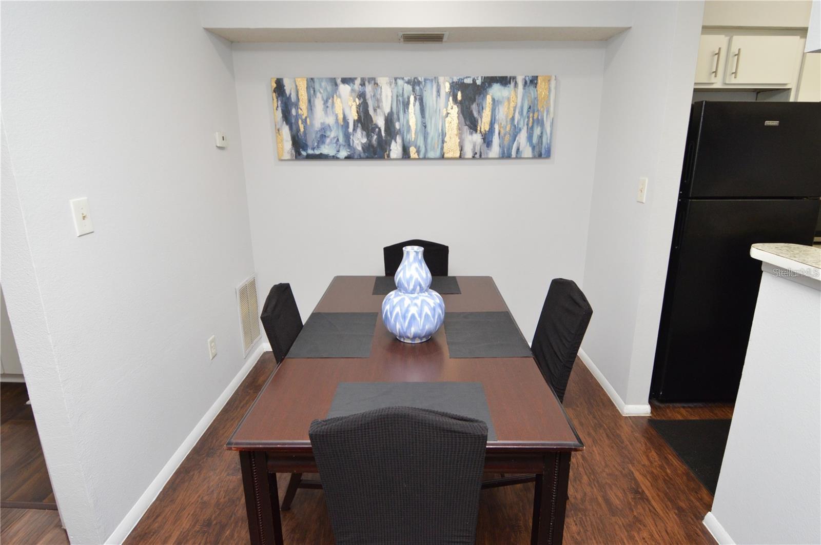 Image 9 of 100 For 8718 Mallard Reserve Drive 104