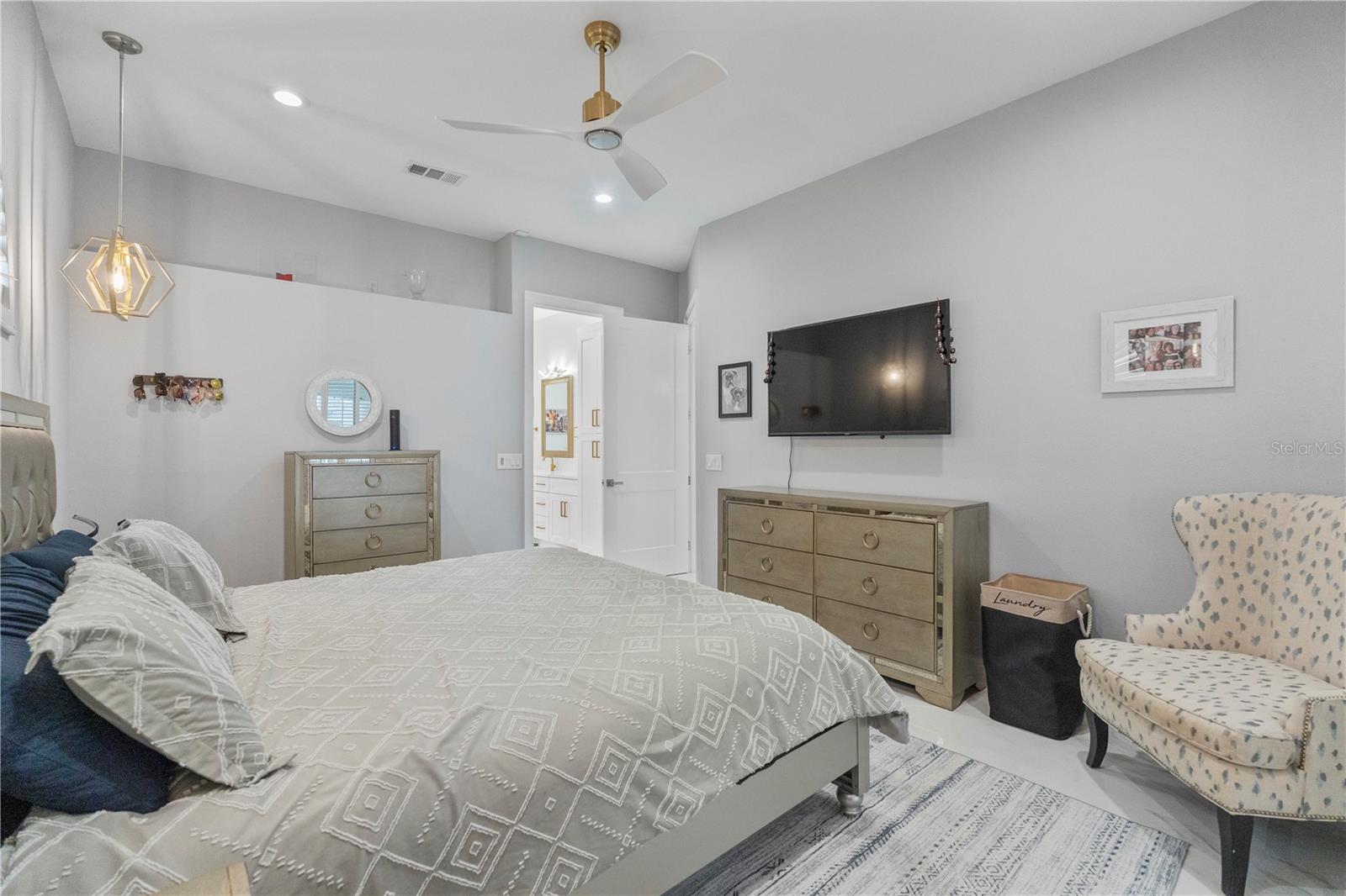 Image 30 of 74 For 6528 Steeplechase Drive