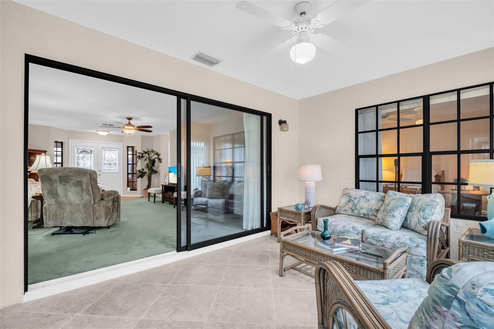 Image 11 of 48 For 945 Rosewood Lane