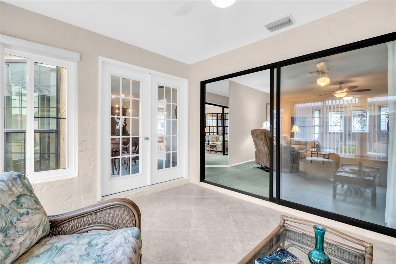 Image 12 of 48 For 945 Rosewood Lane